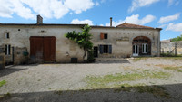 Propriété à vendre à Saint-Pierre-de-Juillers, Charente-Maritime - 299 600 € - photo n°9