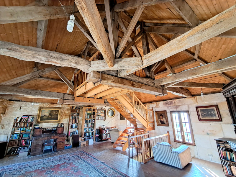 French property for sale in Neuvicq-le-Château, Charente-Maritime - €175,000 - photo 5