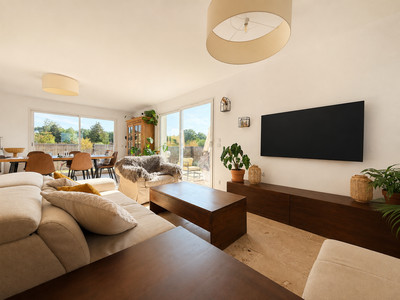 French property for sale in Sadirac, Gironde - €345,000 - photo 1