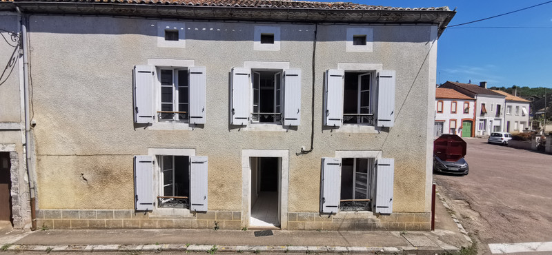 French property for sale in Javerlhac-et-la-Chapelle-Saint-Robert, Dordogne - &#8364;66,600 - photo 10