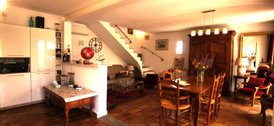 French property for sale in Avignon, Vaucluse - €320,000 - photo 3