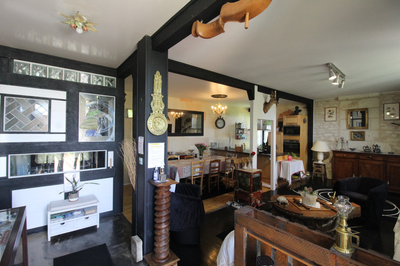 French property for sale in Senillé-Saint-Sauveur, Vienne - €327,000 - photo 8