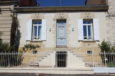 Maison à vendre à Bergerac, Dordogne, Aquitaine, avec Leggett Immobilier