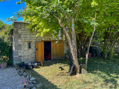 French property for sale in Villejoubert, Charente - €119,900 - photo 8