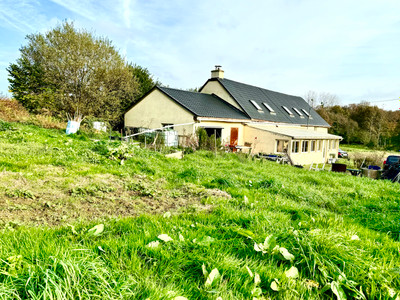 French property for sale in Grâce-Uzel, Côtes-d'Armor - €192,000 - photo 1