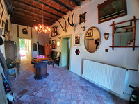 Maison à vendre à Saint-Séverin, Charente - 349.500 € - photo 3