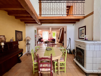 French property for sale in Chassors, Charente - €141,700 - photo 2