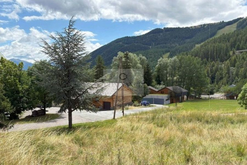 French property for sale in Saint-Étienne-de-Tinée, Alpes-Maritimes - €1,735,000 - photo 4