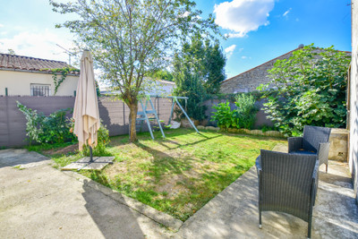 French property for sale in Saint-Sauveur-d'Aunis, Charente-Maritime - €246,500 - photo 1