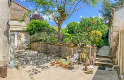 French property for sale in Montmorillon, Vienne - €371,000 - photo 7