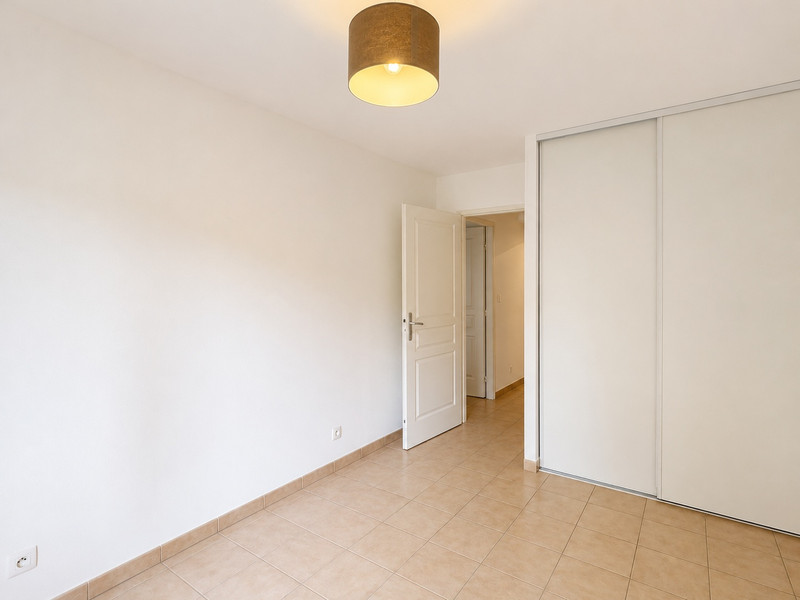 French property for sale in Nyons, Drôme - €194,000 - photo 6