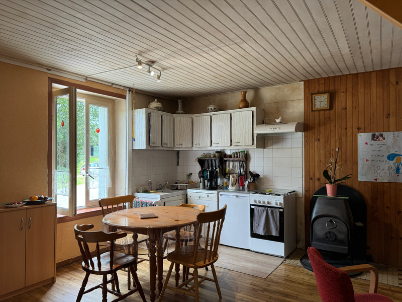 French property for sale in Glomel, Côtes-d'Armor - €136,250 - photo 1