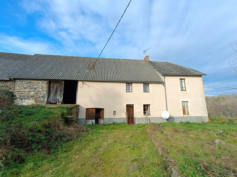 French property for sale in Pontaumur, Puy-de-Dôme - €69,900 - photo 1