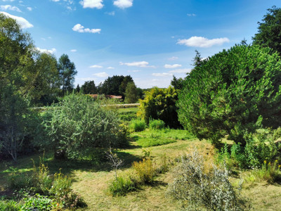 French property for sale in Selles-sur-Cher, Loir-et-Cher - €214,000 - photo 2
