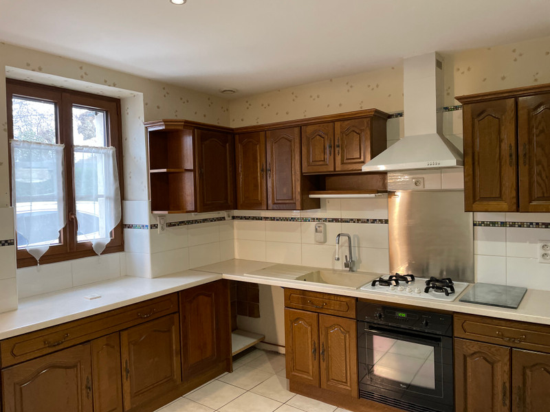 French property for sale in La Châtre, Indre - €141,700 - photo 3