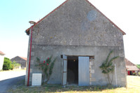 Maison à vendre à Coulonges, Vienne - 78.000 € - photo 4