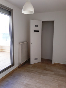 French property for sale in Mèze, Hérault - €276,000 - photo 9
