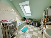 Maison à vendre à Saint-Cyr-en-Pail, Mayenne - 205.200 € - photo 7