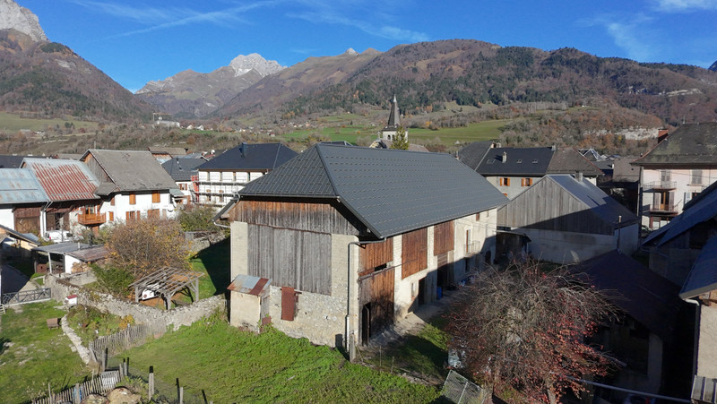 Ski property for sale in Aillons Margeriaz - €450,000 - photo 0