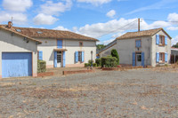 Propriété à vendre à Faye-l'Abbesse, Deux-Sèvres - 200 000 € - photo n°10