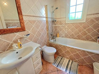 Maison à vendre à Saint-Geniès-de-Fontedit, Hérault - 349.000 € - photo 9