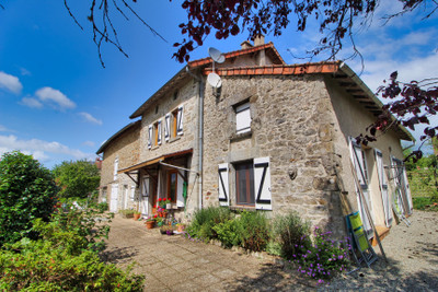 Maison à vendre à Bosmoreau-les-Mines, Creuse, Limousin, avec Leggett Immobilier