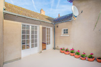 Maison à vendre à La Trimouille, Vienne - 66.600 € - photo 2