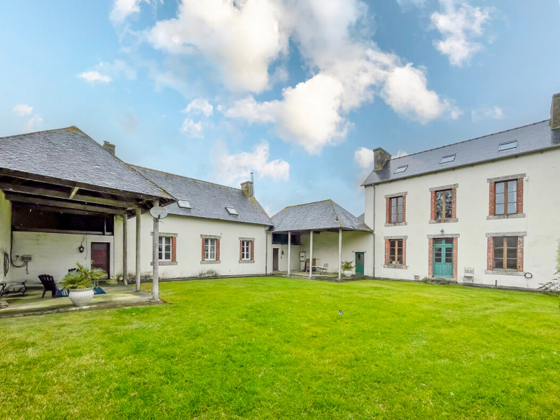 Maison à vendre à Merléac, Côtes-d'Armor - 250 000 € - photo 1