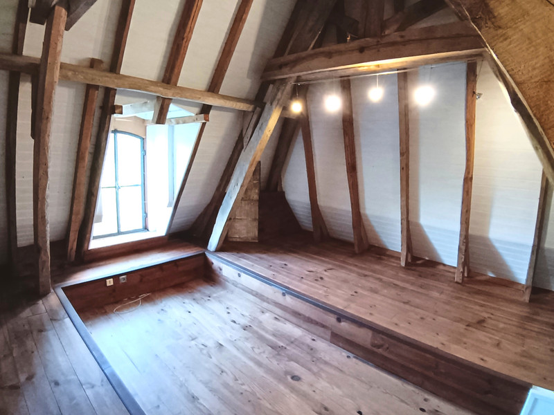 French property for sale in Mensignac, Dordogne - €299,000 - photo 2