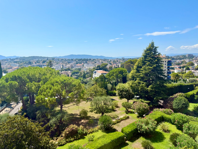 French property for sale in Cannes, Alpes-Maritimes - €949,000 - photo 9