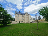 Maison à vendre à Fontenay-le-Comte, Vendée - 579 000 € - photo 3