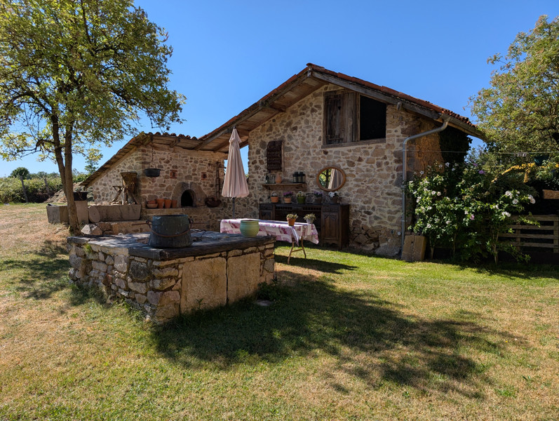 French property for sale in Lanuéjouls, Aveyron - €239,400 - photo 7