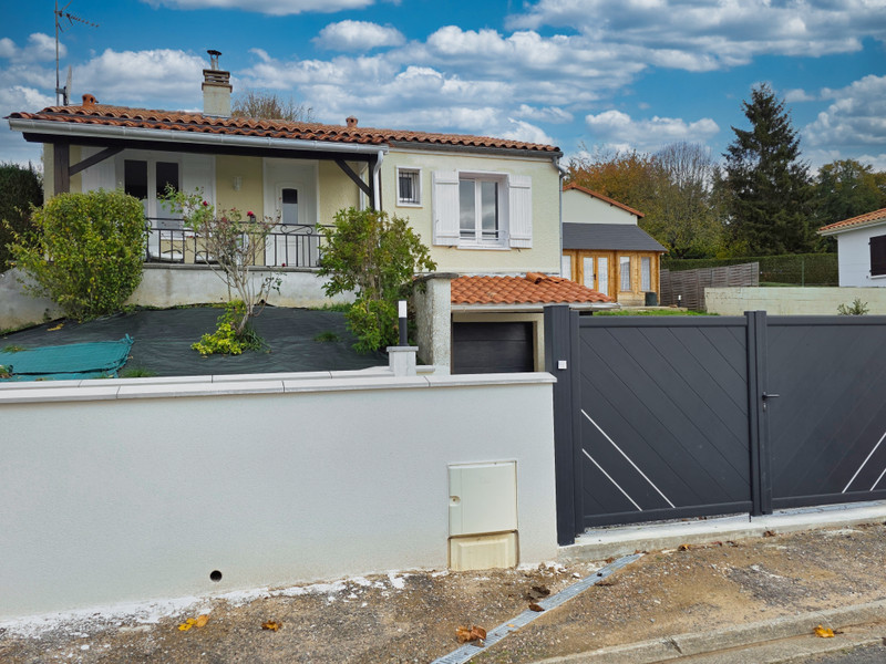 French property for sale in Chabanais, Charente - €96,330 - photo 13