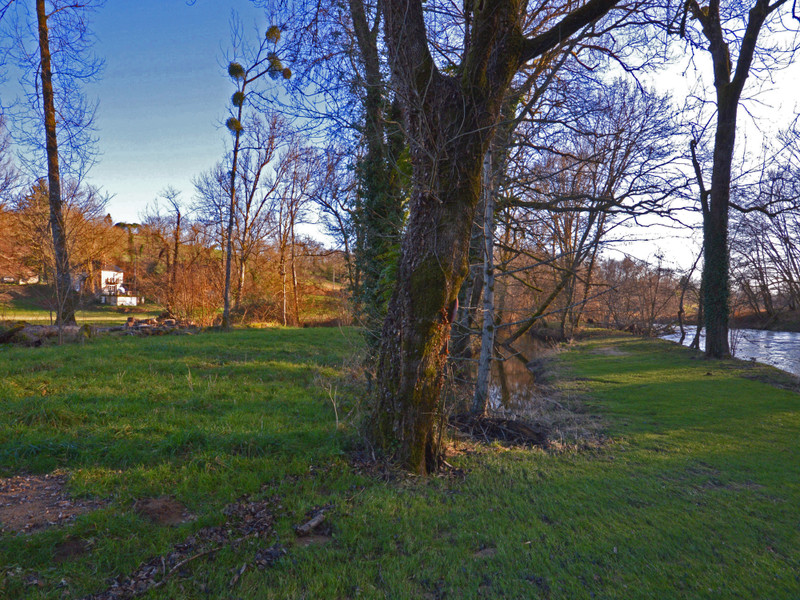 French property for sale in Cherveix-Cubas, Dordogne - €215,000 - photo 1