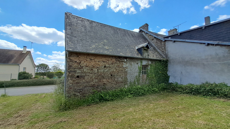 French property for sale in Tinchebray-Bocage, Orne - €37,000 - photo 8