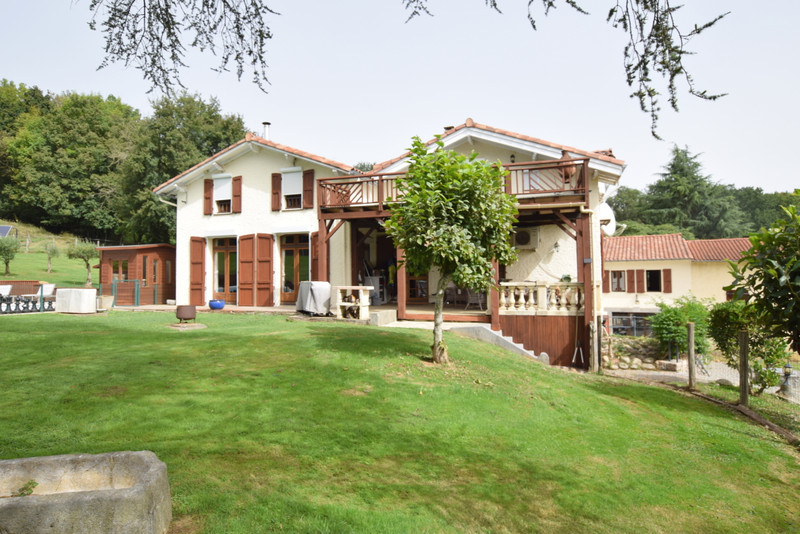 Maison à vendre à Saint-Lizier, Ariège - 744.900 € - photo 1