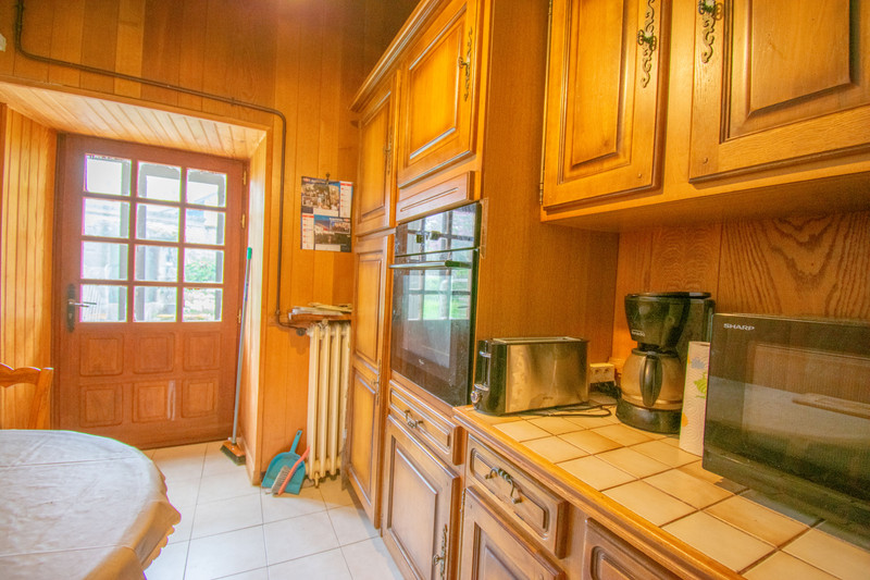 French property for sale in Eygurande, Corrèze - €172,800 - photo 4