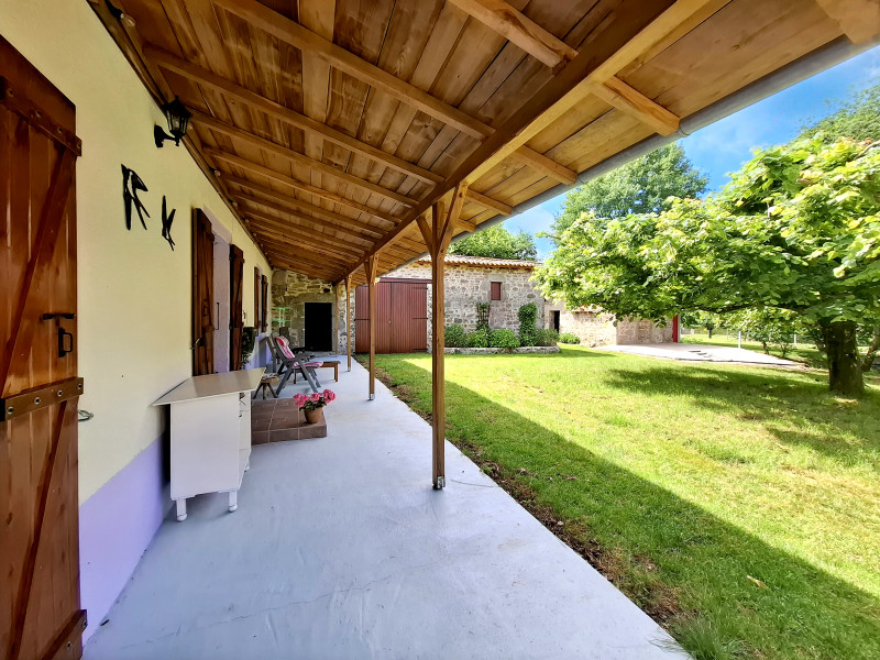 French property for sale in Saint-Mathieu, Haute-Vienne - €318,000 - photo 4