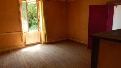 French property for sale in Ronsenac, Charente - €66,500 - photo 3