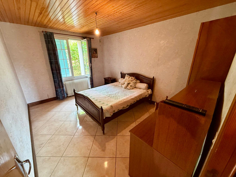 French property for sale in Montboyer, Charente - €162,000 - photo 3