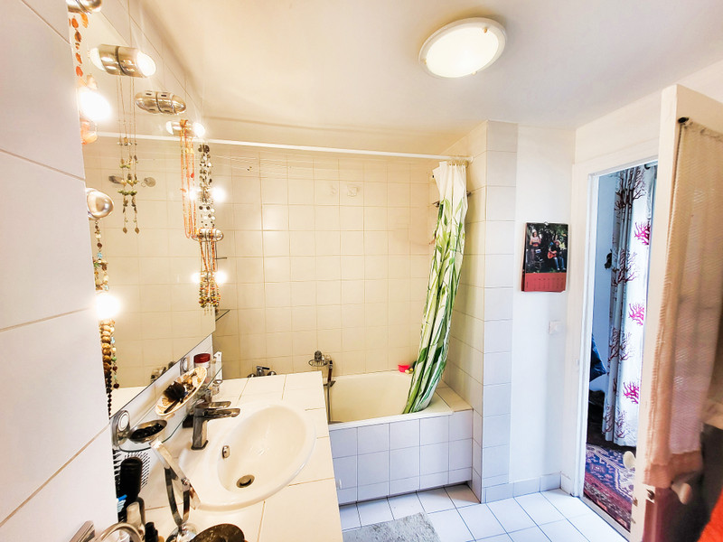 French property for sale in Paris 8e Arrondissement, Paris - €457,000 - photo 5