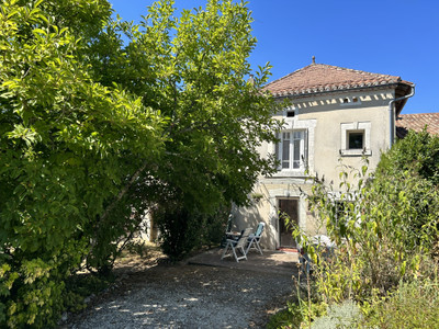 Maison à vendre à Saint-Sulpice-de-Roumagnac, Dordogne, Aquitaine, avec Leggett Immobilier