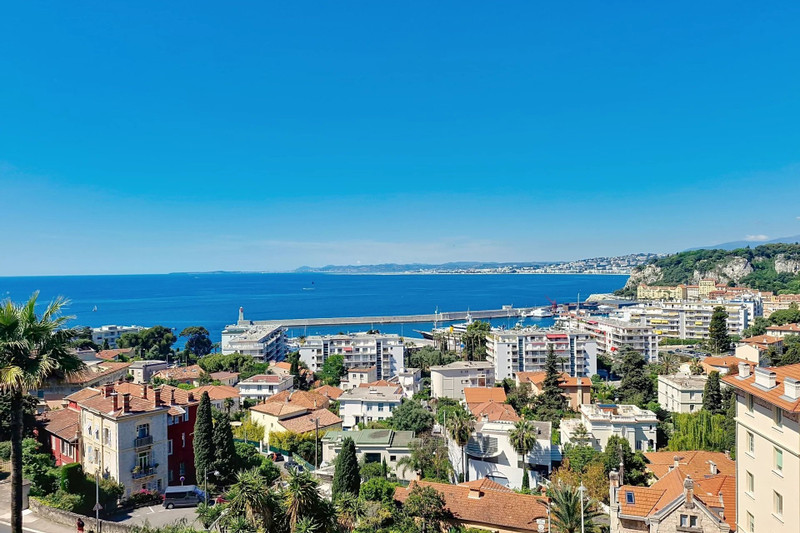 French property for sale in Nice, Alpes-Maritimes - €1,150,000 - photo 2