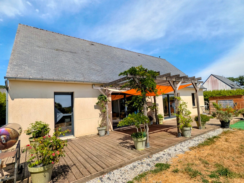 French property for sale in Calanhel, Côtes-d'Armor - €230,000 - photo 0