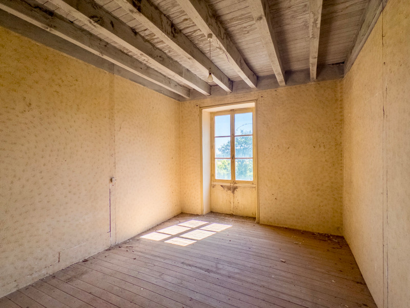 French property for sale in Coulonges-les-Hérolles, Vienne - €31,600 - photo 6