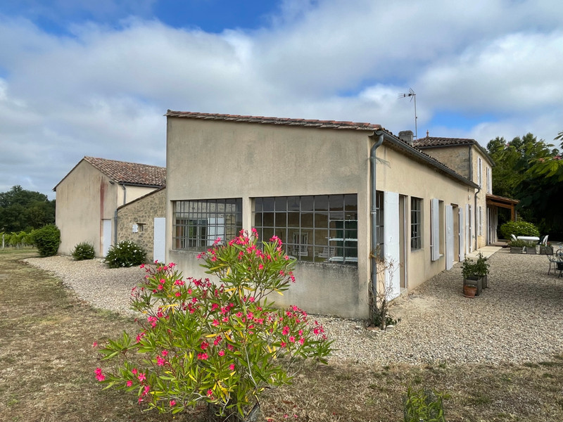 French property for sale in Blasimon, Gironde - €449,000 - photo 3