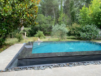 Outside hot tub for sale in Saint-Symphorien Gironde Aquitaine