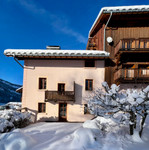 Propriété à vendre à Les Allues, Savoie - 942 000 € - photo n°2