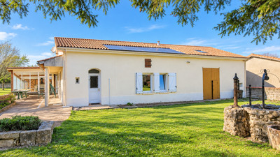 house for sale in Charente