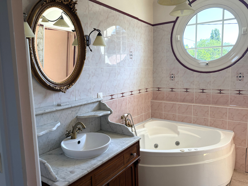 French property for sale in Bouresse, Vienne - €210,000 - photo 6